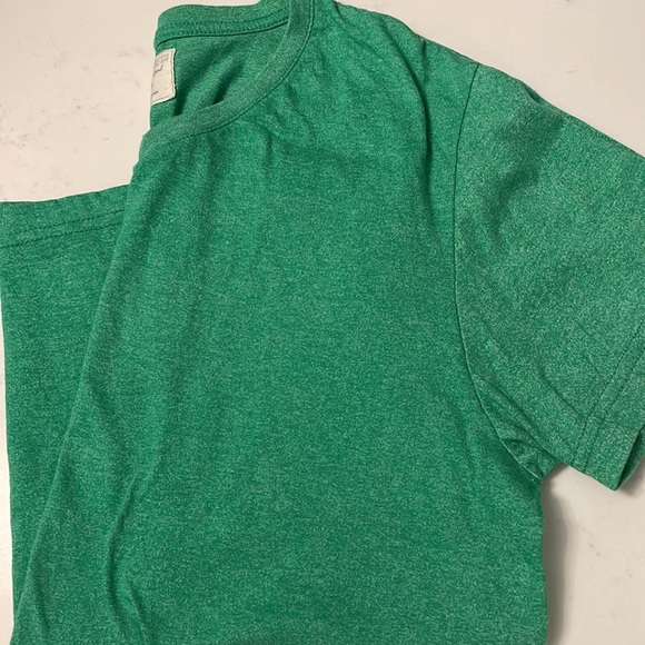 Men's green v-neck super soft t-shirt size large - Picture 5 of 8
